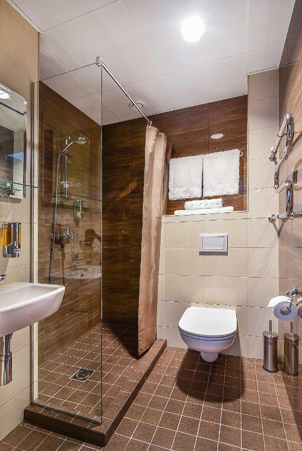 City Yard Inn Hotel Ταλίν Εξωτερικό φωτογραφία